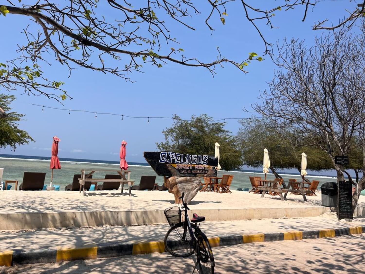 Q'Pelagos Sunset Bungalow Gili Trawangan Esterno foto